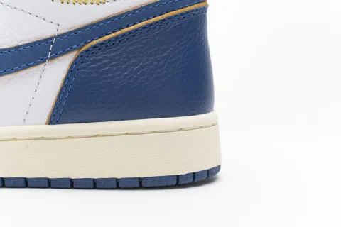 Air Jordan 1 High Blue – photo 9