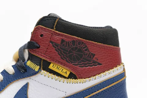 Air Jordan 1 High Blue – photo 10