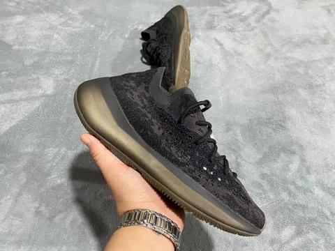 Yeezy Boost 380 Onyx – photo 4