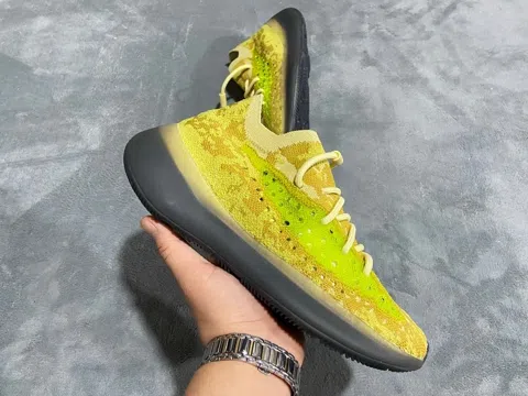 Yeezy Boost 380 Hylte Glow – photo 4