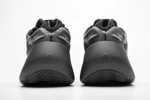Yeezy 700 V3 Alvah – photo 8
