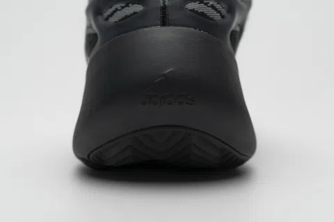 Yeezy 700 V3 Alvah – photo 5