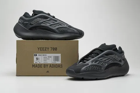 Yeezy 700 V3 Alvah – photo 12