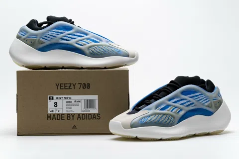 Yeezy 700 V3 Blue/White – photo 12