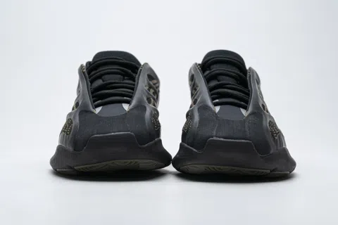Yeezy 700 V3 Eremiel – photo 5