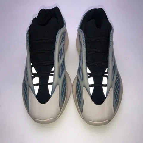 Yeezy 700 V3 Kyanite – photo 7