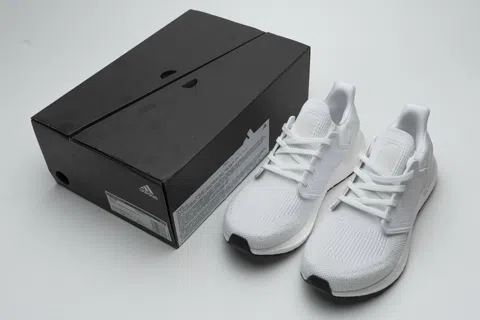adidas Ultraboost 20 Triple White – photo 11