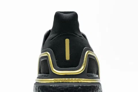 adidas Ultraboost 20 Black/Gold – photo 5