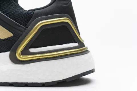 adidas Ultraboost 20 Black/White/Gold – photo 9