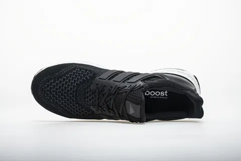 adidas Ultraboost 1.0 Black/White – photo 4