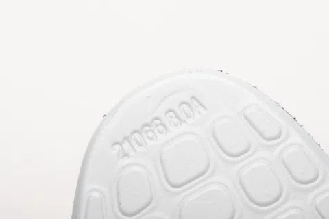 adidas Ultraboost 1.0 Black/White – photo 11