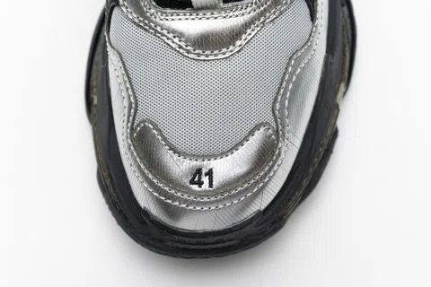 Balenciaga Triple S Clear Sole Grey/Silver/Black – photo 8