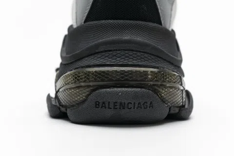 Balenciaga Triple S Clear Sole Grey/Silver/Black – photo 5