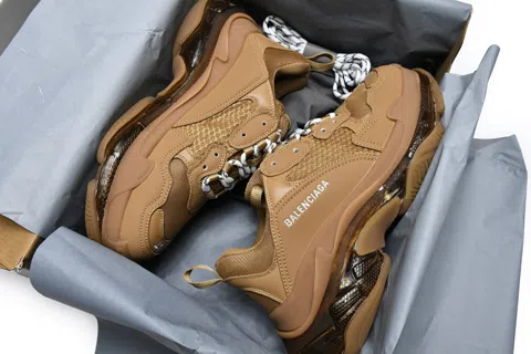 Balenciaga Triple S Clear Sole Brown – photo 12