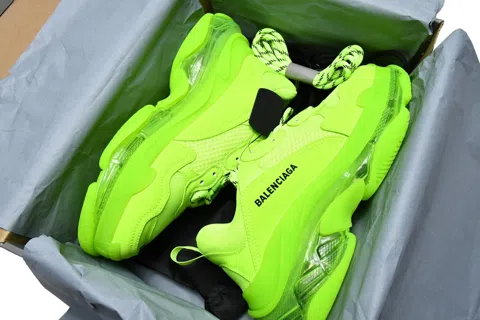 Balenciaga Triple S Clear Sole Neon Yellow – photo 12