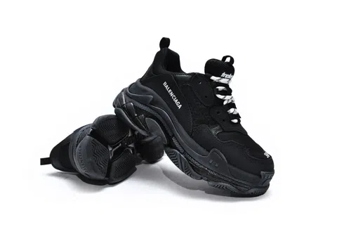 Balenciaga Triple S Clear Sole Triple Black – photo 3