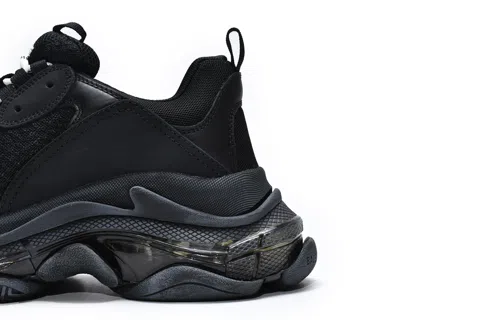 Balenciaga Triple S Clear Sole Triple Black – photo 9