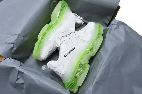 Balenciaga Triple S Clear Sole White/Neon – photo 12