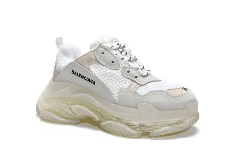 Balenciaga Triple S Clear Sole Triple White – photo 3