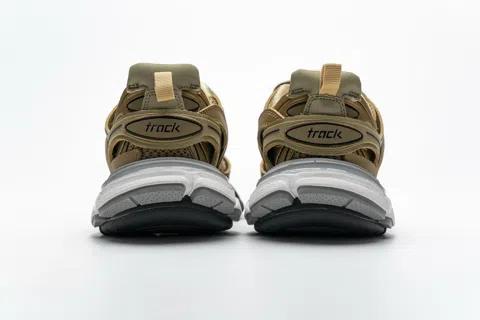 Balenciaga Track Gold – photo 5