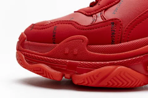 Balenciaga Triple S Red – photo 10