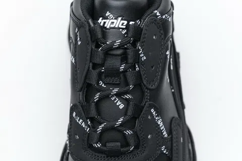 Balenciaga Triple S Black – photo 9
