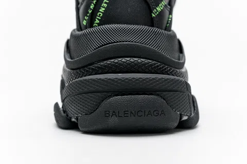 Balenciaga Triple S Black/Neon Green – photo 5