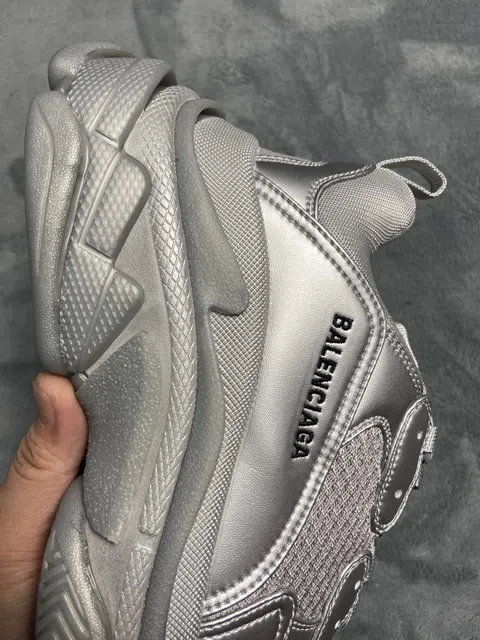 Balenciaga Triple S Silver/Black – photo 3