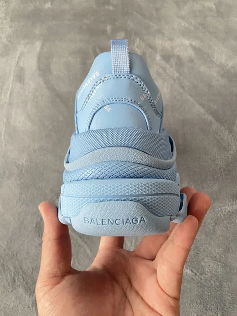 Balenciaga Triple S Cream – photo 7