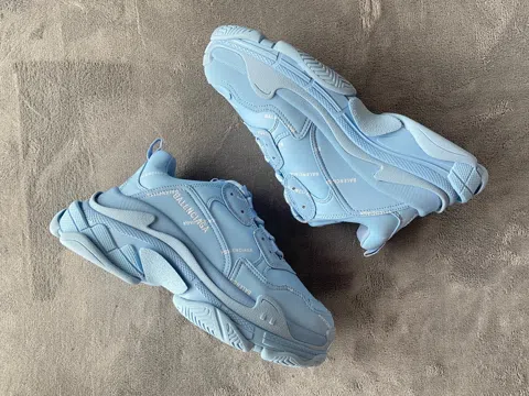 Balenciaga Triple S Cream – photo 6
