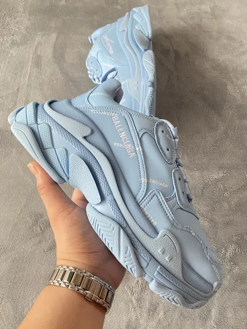Balenciaga Triple S Cream – photo 3