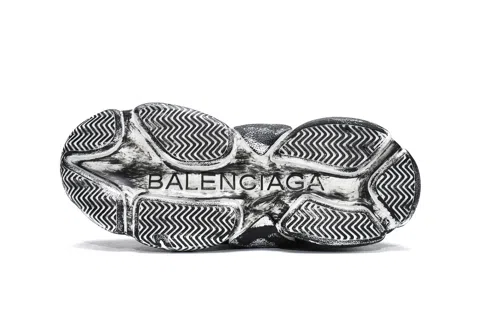 Balenciaga Triple S Black – photo 7