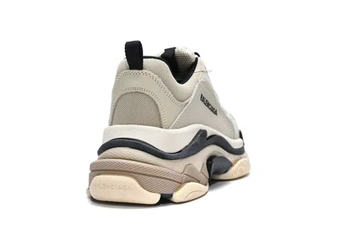 Balenciaga Triple S Vanilla – photo 6