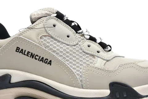 Balenciaga Triple S Vanilla – photo 9
