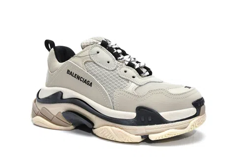 Balenciaga Triple S Vanilla – photo 5