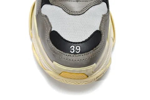 Balenciaga Triple S Grey/Red – photo 8