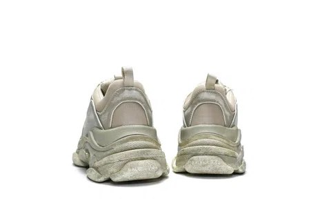 Balenciaga Triple S Grey – photo 4