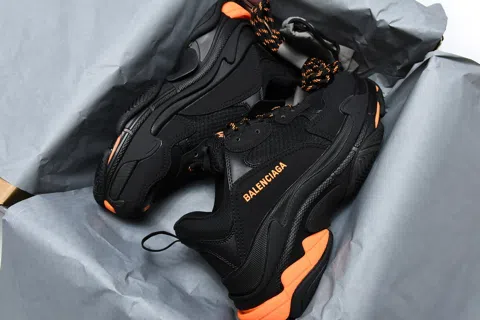 Balenciaga Triple S Black/Orange – photo 12