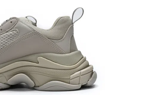Balenciaga Triple S Khaki – photo 9