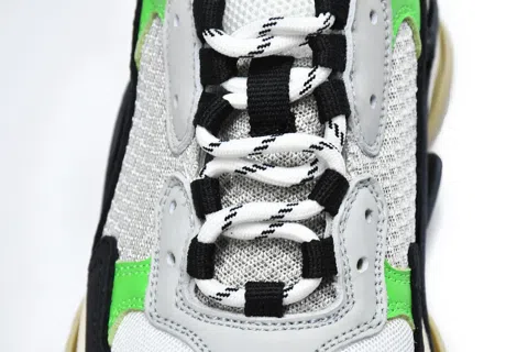 Balenciaga Triple S Electric Green – photo 6