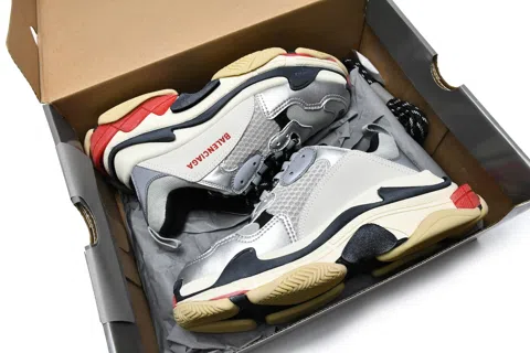 Balenciaga Triple S Grey/Silver/Black – photo 12