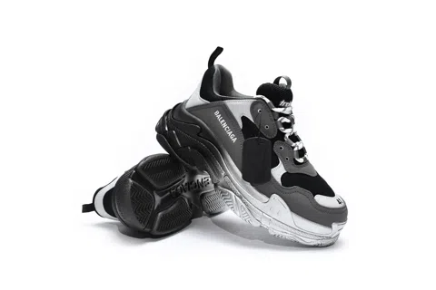 Balenciaga Triple S Grey – photo 3