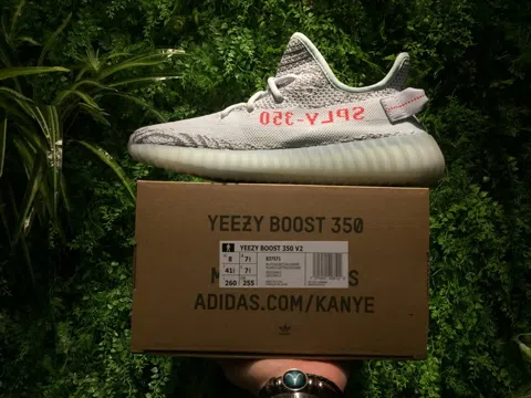 Yeezy Boost 350 V2 Blue Tint – photo 12