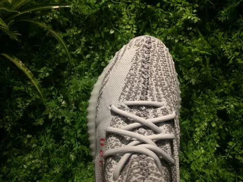 Yeezy Boost 350 V2 Blue Tint – photo 9