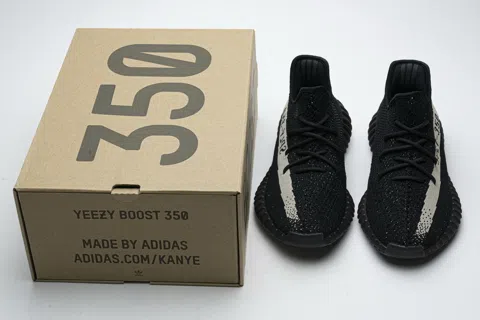 Yeezy Boost 350 V2 Black/White – photo 11