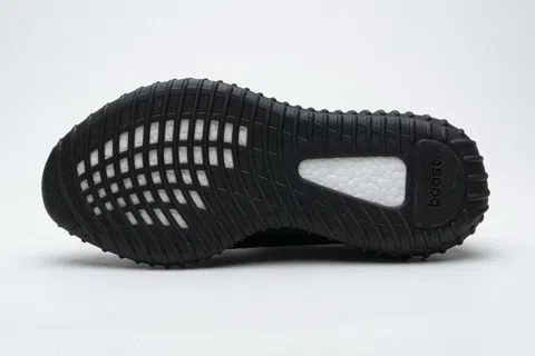 Yeezy Boost 350 V2 Black/White – photo 7