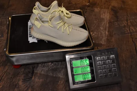 Yeezy Boost 350 Butter – photo 11