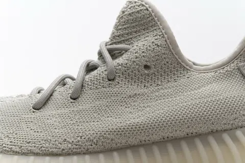 Yeezy Boost 350 V2 Sesame – photo 10