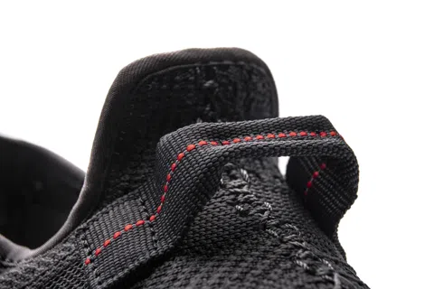 Yeezy Boost 350 V2 Black – photo 9