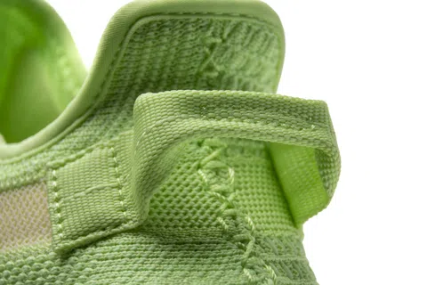 Yeezy Boost 350 V2 Glow In The Dark – photo 9